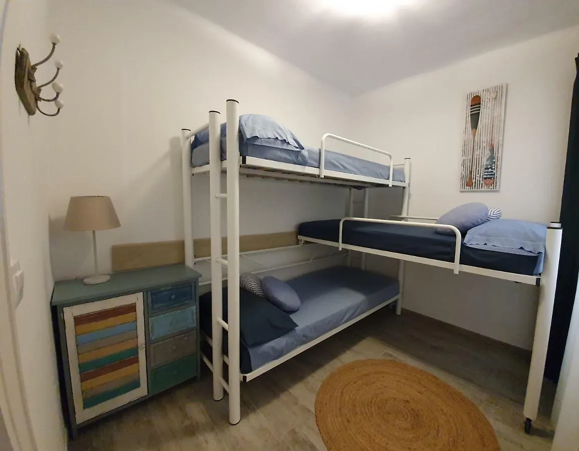 Palamos Apartament Superior Garoinaアパートメント 0*,